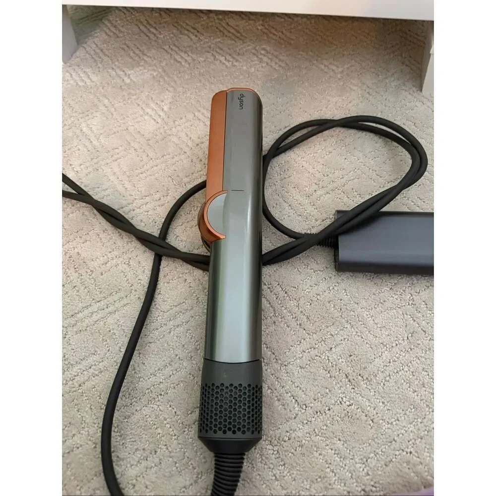 Dyson Airstrait™ Hair Straightener: Wet-To-Dry Styling